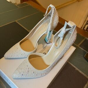 Betsy Johnson white pearl heels with a blue bottom